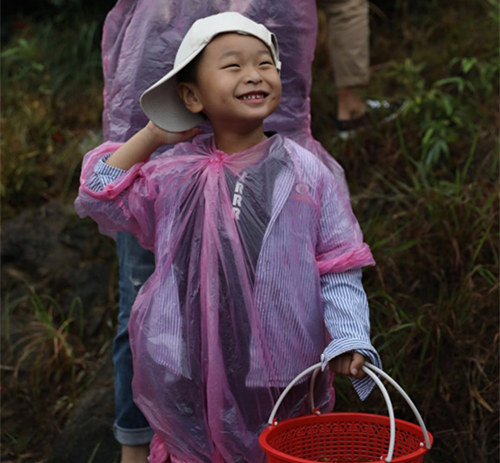 1545187215596176.jpg 說明: 浩哥的大哥_副本